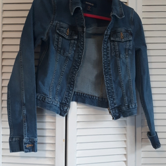 Jean jacket - Picture 4 of 7